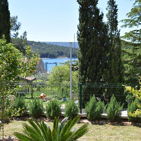 Villa Mio Mare Црес Экстерьер фото